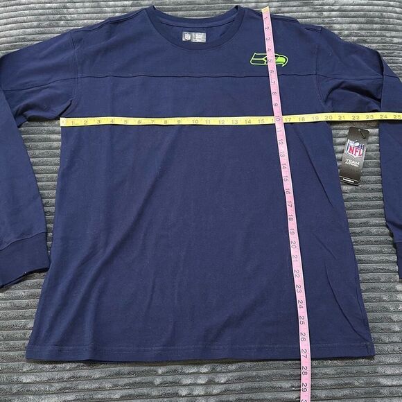 NFL Team Apparel Seattle Seahawks Navy Long Sleeve Shirt Women’s Size M NWT - Picture 4 of 8